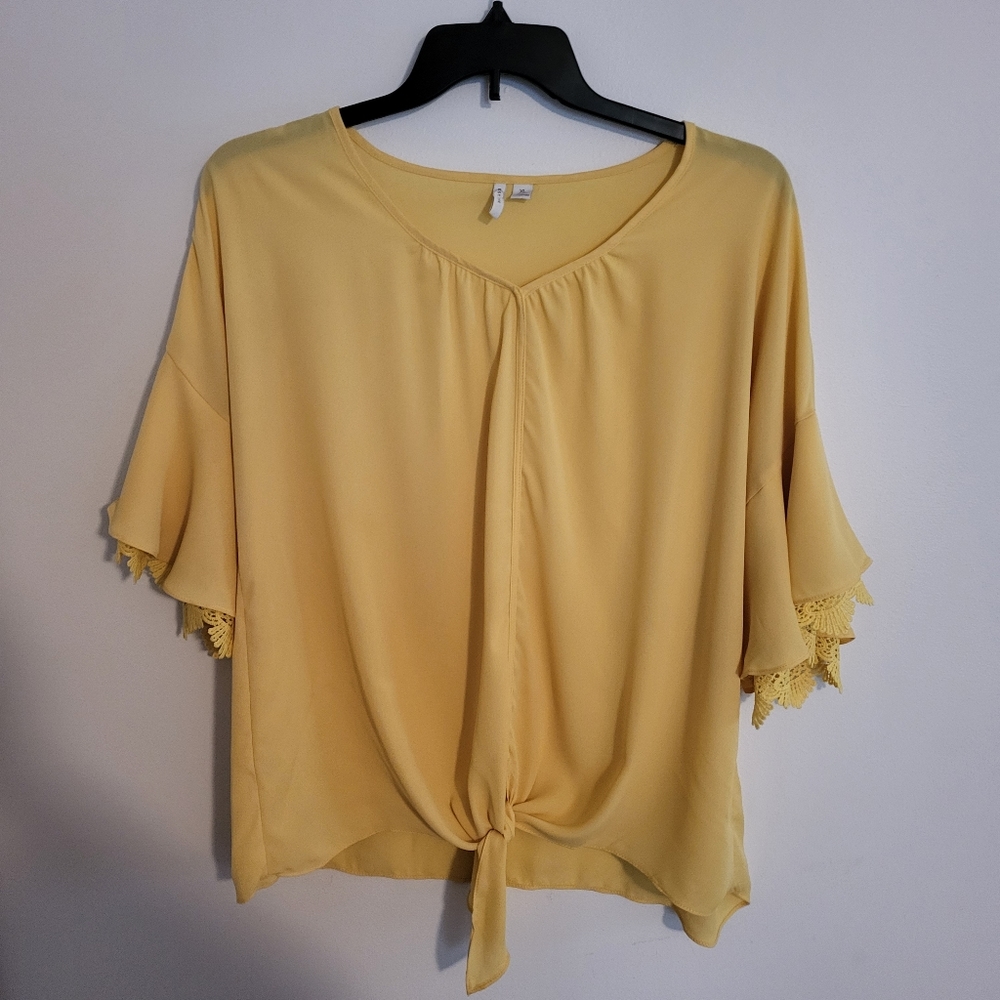 EST.  1848 ladies yellow top